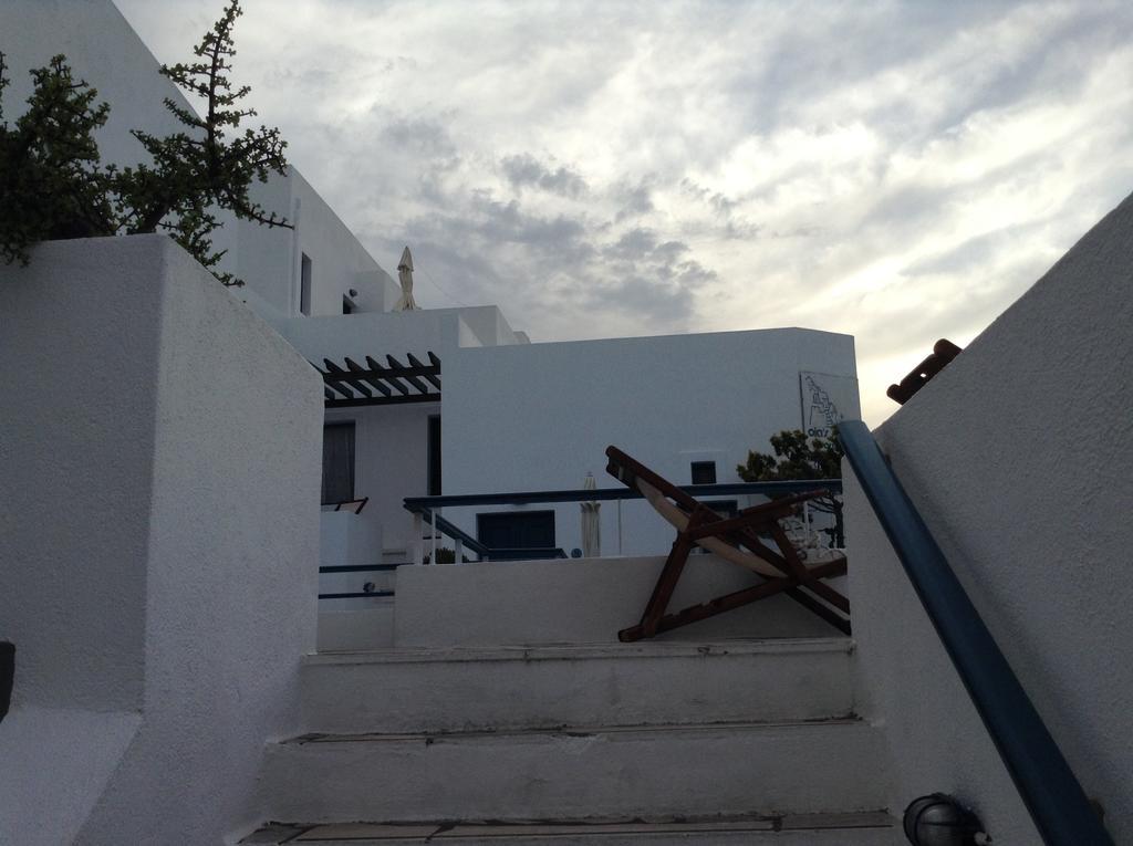 Oias Sunset Aparthotel Exterior photo