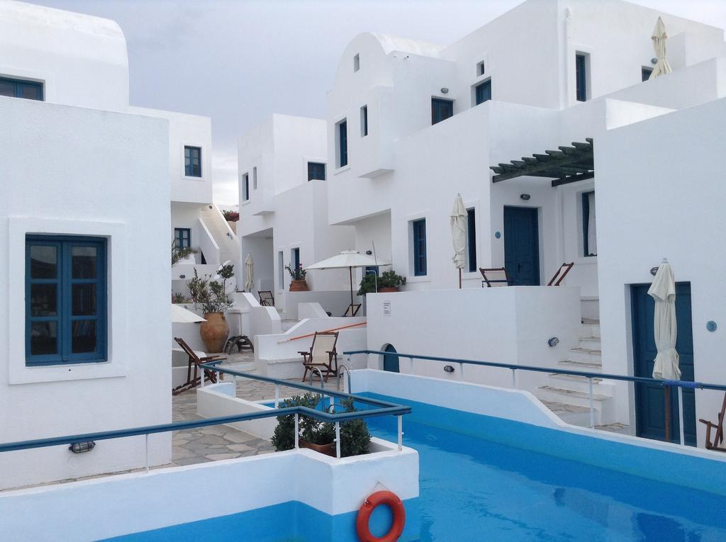 Oias Sunset Aparthotel Exterior photo